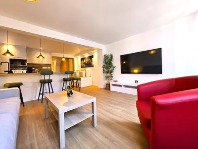 Cuisine ou kitchenette dans l'établissement Magnifique T2-Chez François et Kamila - Centre historique- Parking privé 50m de l'appartement- balcon avec vue