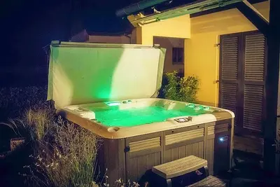 Plan de l'établissement La Belle Étape, Appartement avec Piscine et Spa
