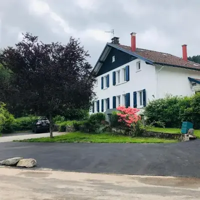 Les Coteaux