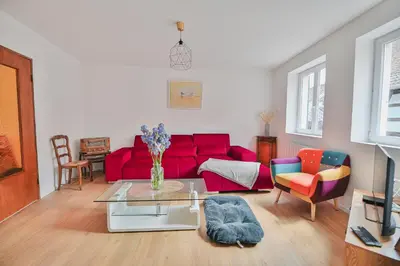 Coin salon dans l'établissement APPARTEMENT ELSA - Au Calme des Vignes - Parking privatif & Animaux Bienvenus