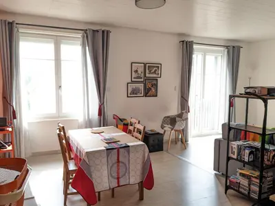Coin salon dans l'établissement Chambre privée, parking gratuit