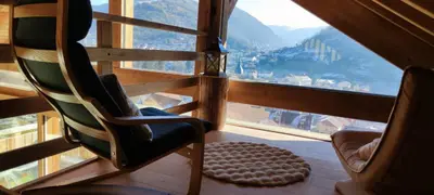 Vue générale sur la montagne ou vue sur la montagne depuis la maison de vacances