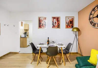 Coin salon dans l'établissement Sienna - Calme et bien-être au coeur de Mulhouse