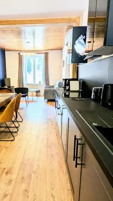 Cuisine ou kitchenette dans l'établissement T3 Nature et Balnéothérapie