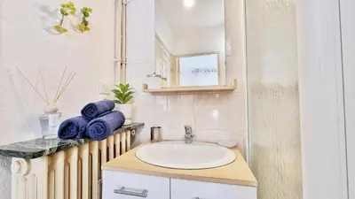 Salle de bains dans l'établissement L'Escapade Colmarienne