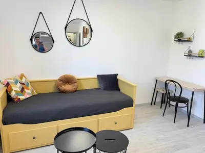 Coin salon dans l'établissement Appartement Louise Pro et Séjour à Mulhouse pour 4 personnes