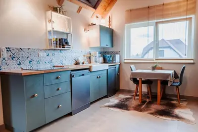 Cuisine ou kitchenette dans l'établissement Appartement - Atelier Ayurvédique - Aline et Oliver