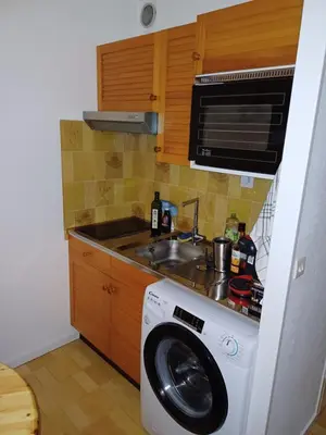 Cuisine ou kitchenette dans l'établissement Appartement à louer mon petit bonheur pour deux personnes