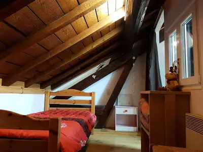 Coin salon dans l'établissement Chalet spa sauna hammam la jonquille