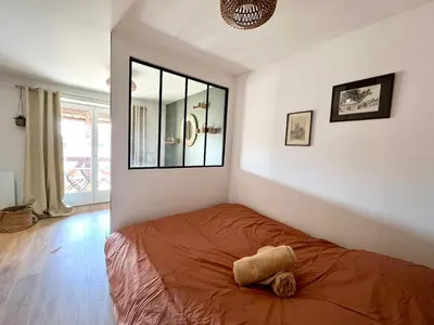 Un ou plusieurs lits dans un hébergement de l'établissement La Poulie - Apartment with Balcony and Free Privative Parking - Close to Colmar