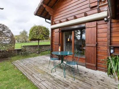 Jardin de l'établissement Nature Chalet in Abbévillers