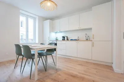 Cuisine ou kitchenette dans l'établissement Le Maçon Park 1er Étage Appartement 4 Pers