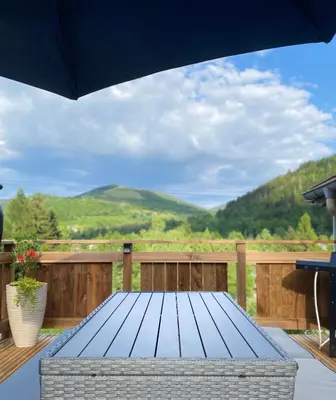 Vue générale sur la montagne ou vue sur la montagne depuis l'appartement