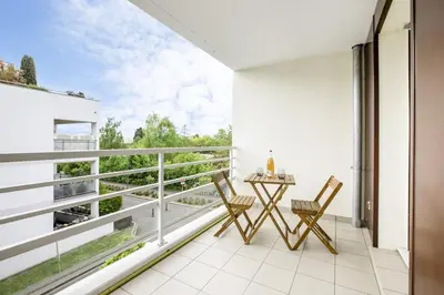 Balcon ou terrasse dans l'établissement Appartement lumineux 3 frontières parking gratuit
