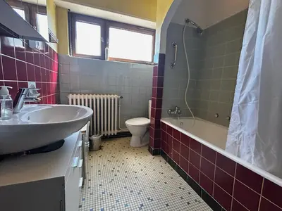 Salle de bains dans l'établissement La maison de papa