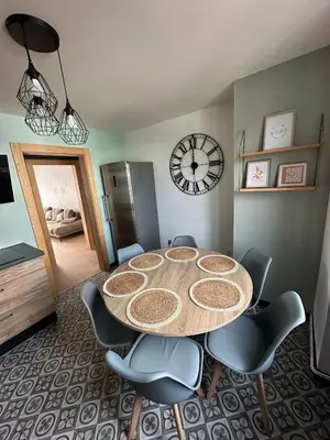 Coin salon dans l'établissement Bel appartement F4 dans une maisons 6 a personnes