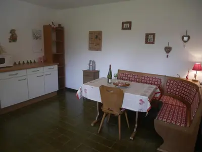 Cuisine ou kitchenette dans l'établissement les balcons de Fellering