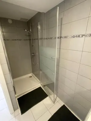 Salle de bains dans l'établissement Le 1470 Appart 4 personnes Sélestat centre historique Alsace centrale