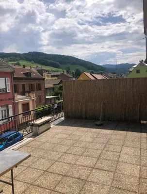 Vue générale sur la montagne ou vue sur la montagne depuis l'appartement