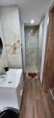 Salle de bains dans l'établissement le nid de la cigogne