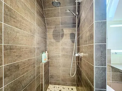 Salle de bains dans l'établissement Le Duplex Sahler - Château XXᵉsiècle
