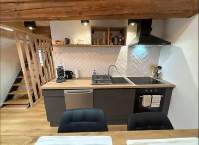 Cuisine ou kitchenette dans l'établissement L'ecrin d'Alsace