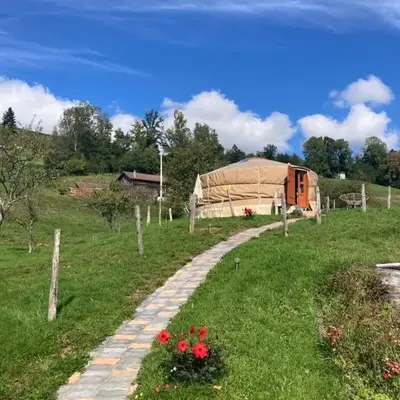 Yourte à la ferme