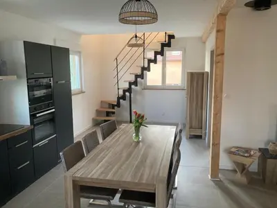 Cuisine ou kitchenette dans l'établissement Gîte des Hirondelles 4 à 5 personnes proche Europapark