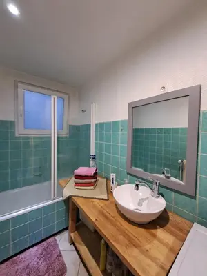 Salle de bains dans l'établissement Green room