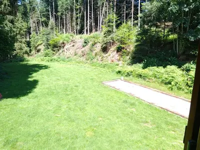 Jardin de l'établissement chalet Leon