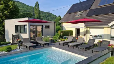 Piscine de l'établissement Chez Matt et Jo ou située à proximité