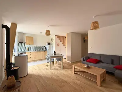 Cuisine ou kitchenette dans l'établissement Gîte Les Colibris