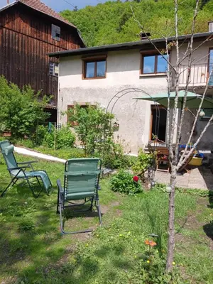 Jardin de l'établissement La maison bleue-Urbès