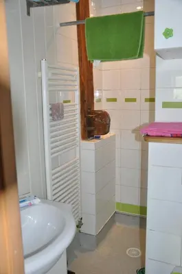 Salle de bains dans l'établissement Gite de la combe