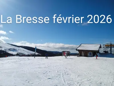 L'établissement Aux Abords du Ruisseau en hiver