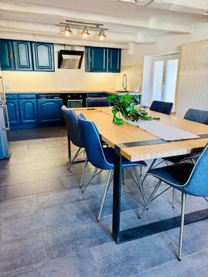 Cuisine ou kitchenette dans l'établissement Maison individuelle à Ueberstrass