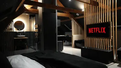 Télévision ou salle de divertissement dans l'établissement Studio Balneo, Ciel étoilé, Escapade Cosy