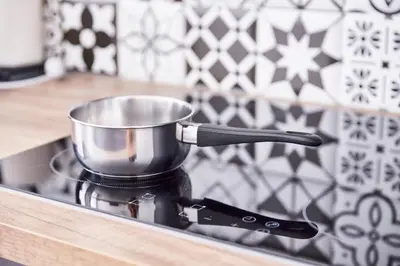Cuisine ou kitchenette dans l'établissement TH 201 Appartement F3 spacieux 1 à 5 personnes au 2ème étage