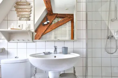 Salle de bains dans l'établissement Duplex 3 châteaux