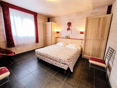 Un ou plusieurs lits dans un hébergement de l'établissement Gîte écologique calme proche Vosges, accueil PMR - FR-1-583-465