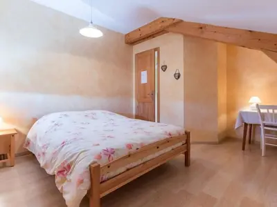 Un ou plusieurs lits dans un hébergement de l'établissement Gîte familial dans les Vosges avec WiFi inclus - FR-1-583-443
