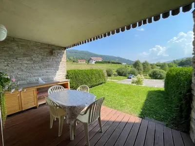 Vue générale sur la montagne ou vue sur la montagne depuis l'appartement