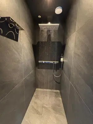 Salle de bains dans l'établissement Chez Eugénie et Alphonse