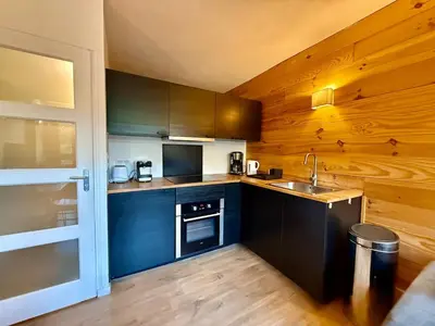 Cuisine ou kitchenette dans l'établissement Appart 313, au pied des pistes de ski avec superbe vue