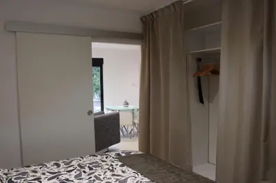 Un ou plusieurs lits dans un hébergement de l'établissement Agrita Home