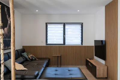 Télévision ou salle de divertissement dans l'établissement Le Chalet de Maeva, Jacuzzi, et Terrace