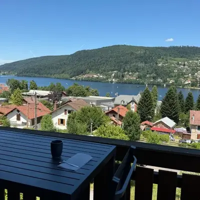 Appartement avec vue lac