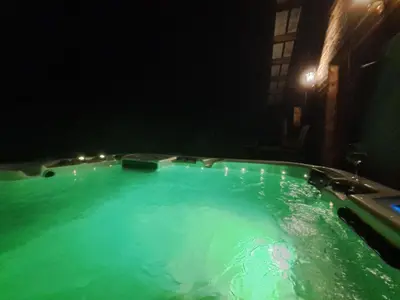 Piscine de l'établissement Chalet Le Belvédère, vue exceptionnelle dans les Hautes Vosges ou située à proximité