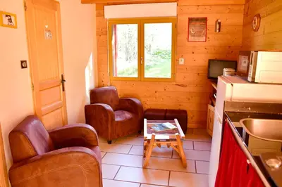 Coin salon dans l'établissement Le Refuge