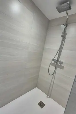 Salle de bains dans l'établissement Studio 68 Proche Basel Home Cinéma & Confort